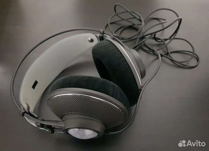 Наушники akgk612pro