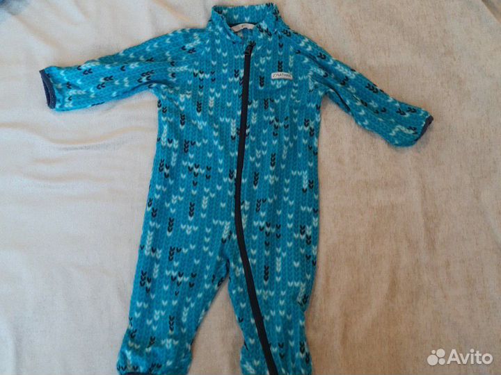 Платья, кофты и флисовая одежда