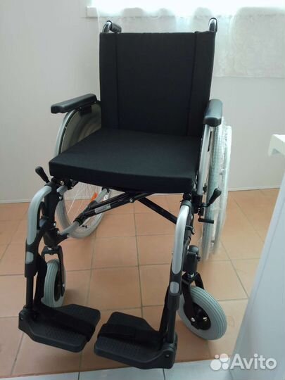Инвалидное кресло-коляска новое