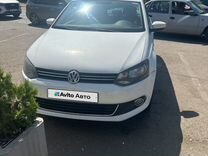 Volkswagen Polo 1.6 MT, 2014, 360 000 км, с пробегом, цена 597 000 руб.