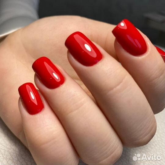 Маникюр педикюр