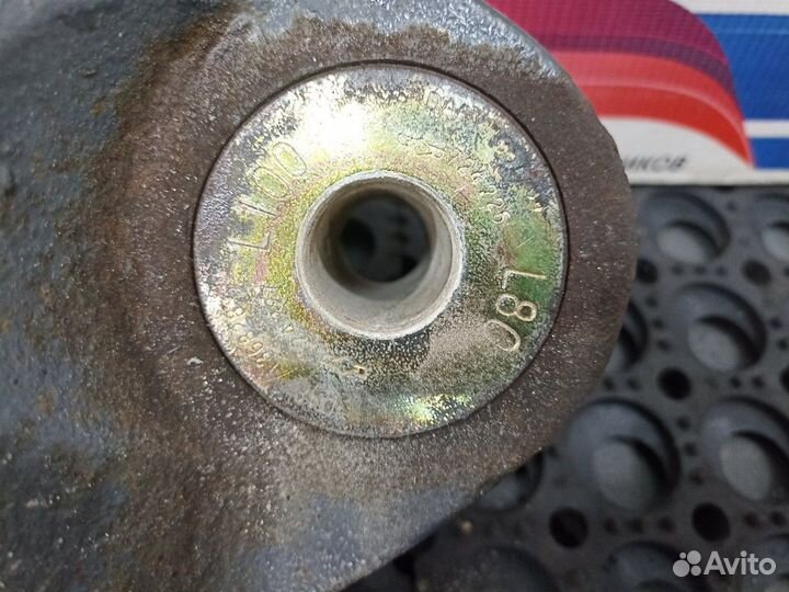 1643160 Кронштейн рессоры