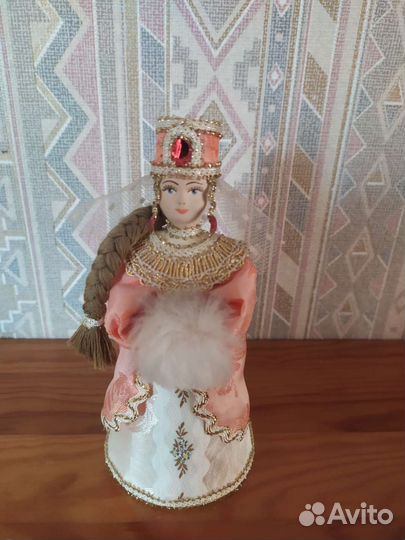 Кукла сувенирная