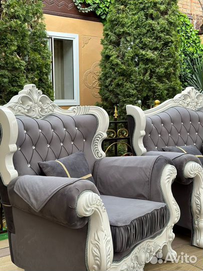 Диван и 2 кресла