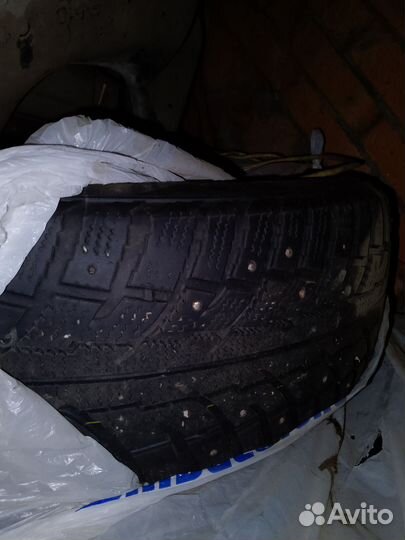 Kumho I'Zen RV Asymmetric 235/65 R17