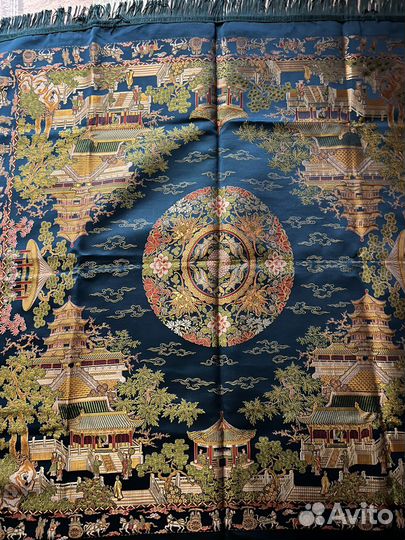 Скатерть китайский шёлк