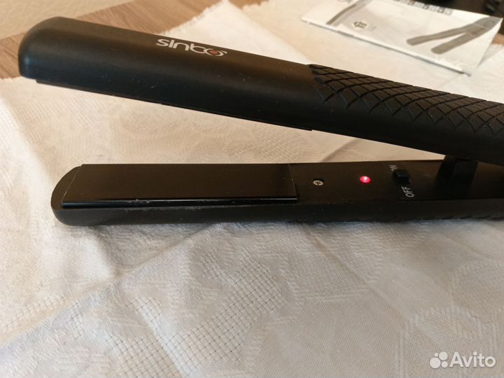 Выпрямитель для волос профессиональный