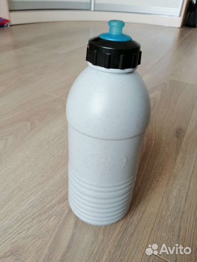 Бутылка для воды