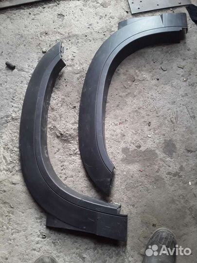 Накладки на переднии крылья шевроленива