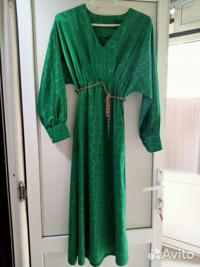 Вечернее платье 44