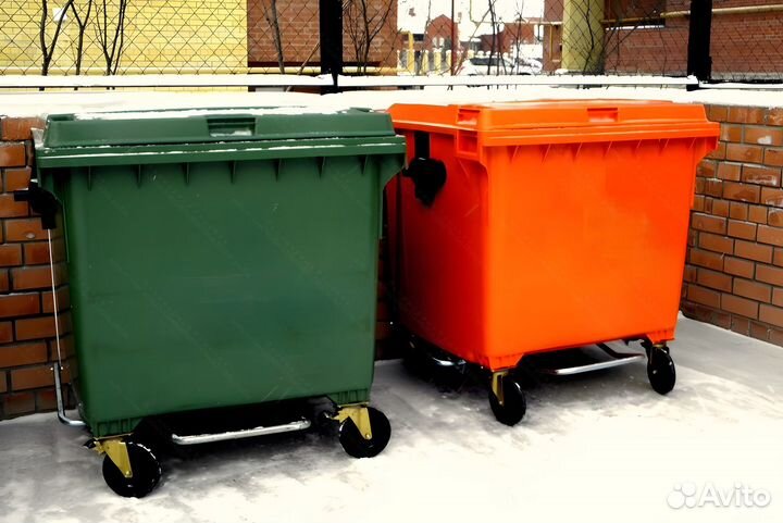 Бак пластиковый 1100л