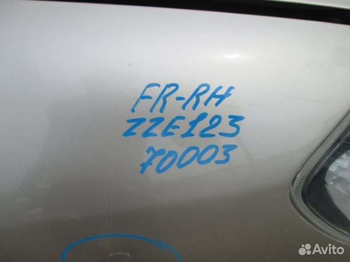 Крыло переднее правое Toyota Allex ZZE123 2ZZ-GE
