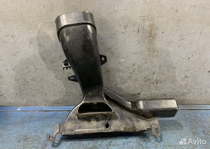 Воздухозаборник Lexus Rx 2