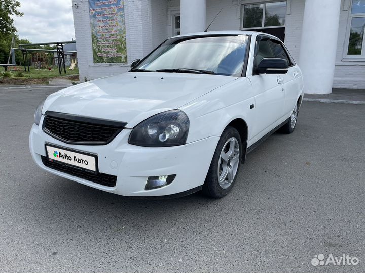 LADA Priora 1.6 МТ, 2011, 200 000 км