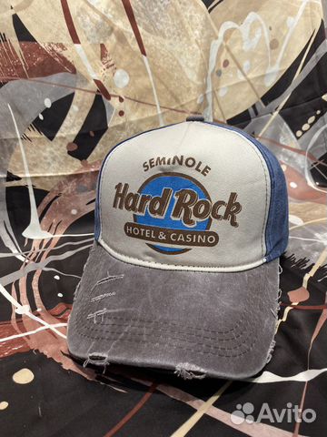 Мужская бейсболка