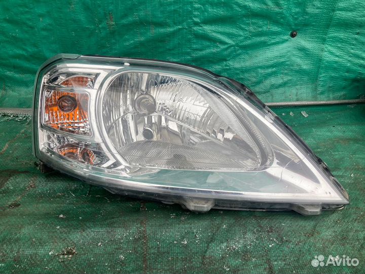 Фара правая Renault Logan Рено Логан 10-14г