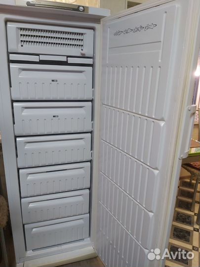 Морозильная камера indesit