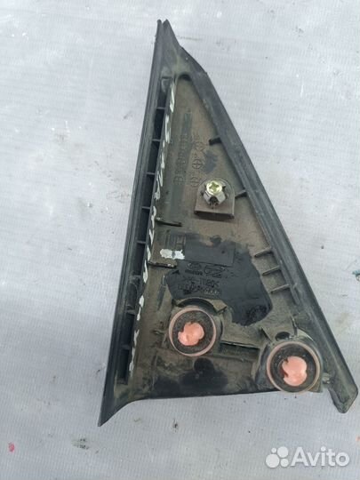 Уголок двери для Hyundai Elantra