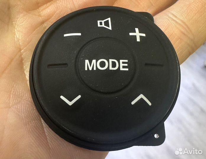 Резиновые кнопки руля Prius 30 дорастайл