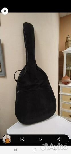 Акустическая гитара