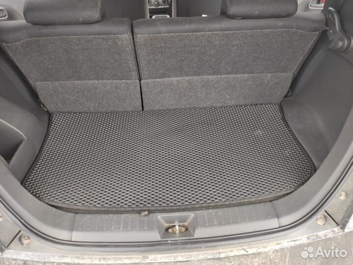 Автоковрики EVA на Toyota BB