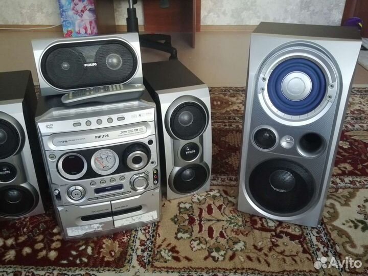 Музыкальный центр philips