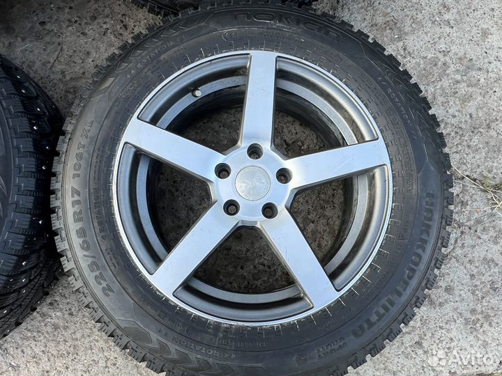 Зимние колеса r17 5x114.3 225/65