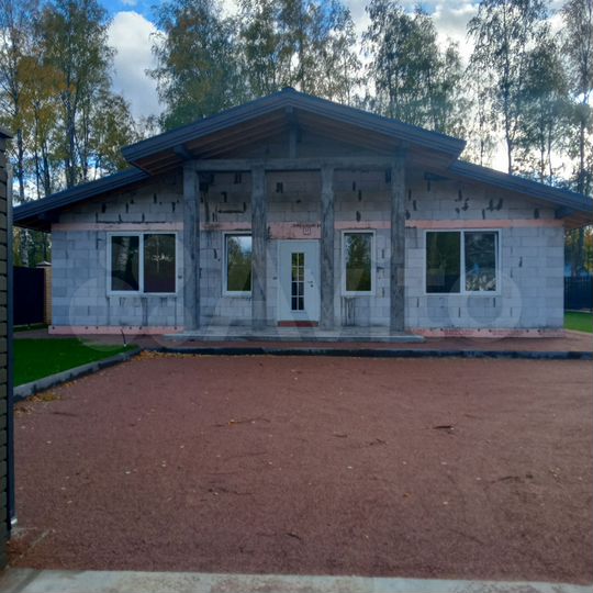 Дом 140 м² на участке 7,4 сот.