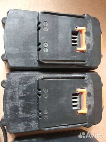 Зарядное устройство и аккумуляторы bort 24v