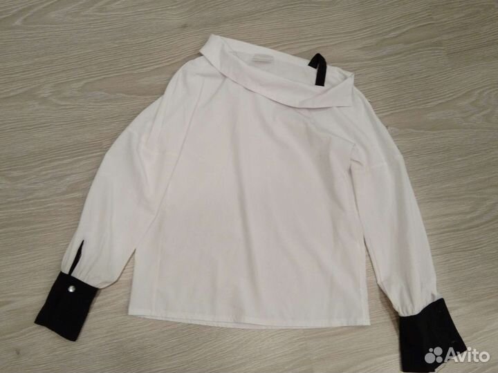 Блузы школьные р. 42-44