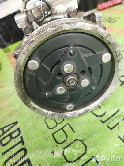 Компрессор кондиционера Renault logan/Рено Логан