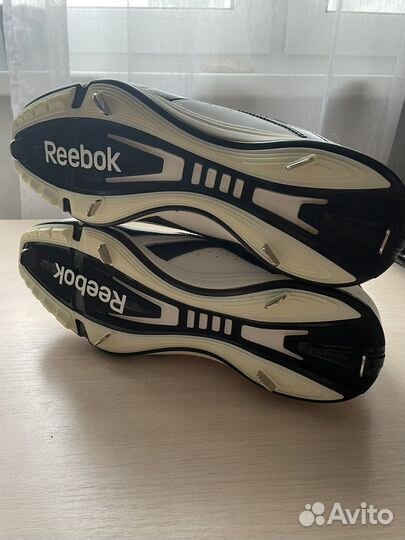 Бейсбольные спайки металл 44 reebok