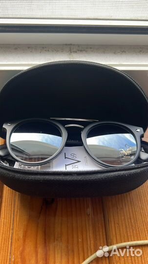 Солнцезащитные очки италия