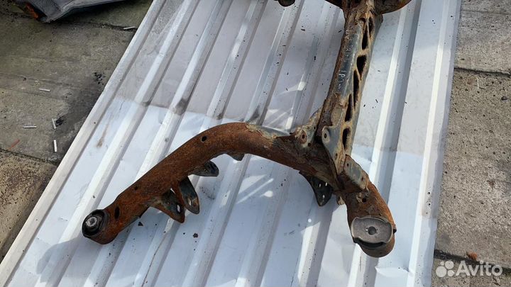 Балка задней подвески Audi A4 B8