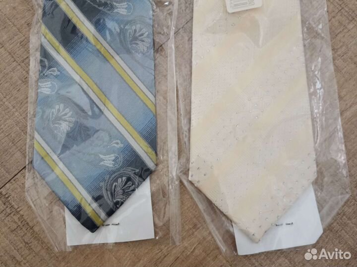 Новый галстук для мальчиков