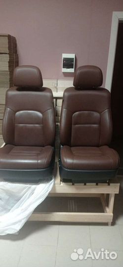 Кресла передние Land Cruiser 200