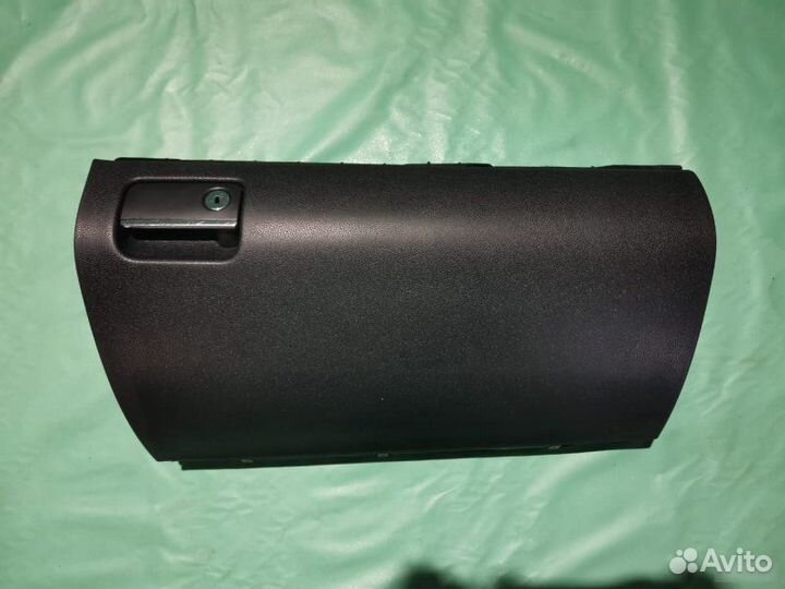 Бардачок Mercedes-Benz M W164