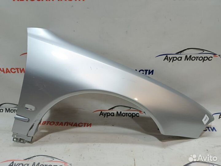 Крыло переднее правое Mitsubishi Diamante F34A