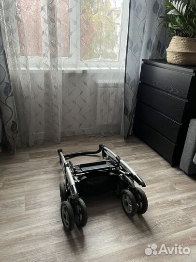 Детское автокресло peg perego с базой