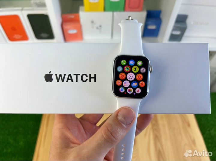 Часы apple watch se 44 mm 2022