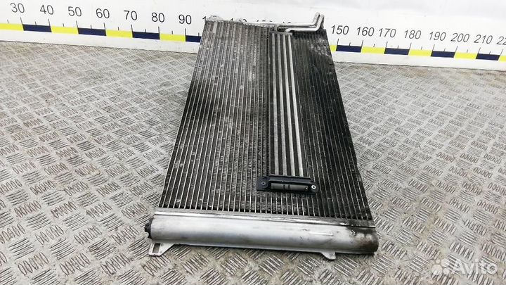 Радиатор кондиционера (конденсер) Volkswagen Touar