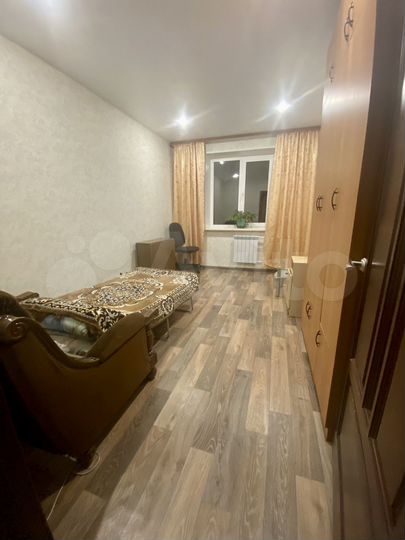 Комната 14 м² в 3-к., 2/10 эт.