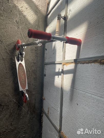 Самокат Razor