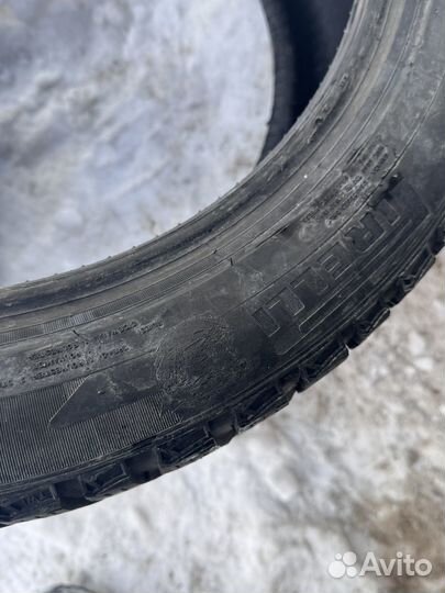 Pirelli Ice Zero 2 235/45 R18