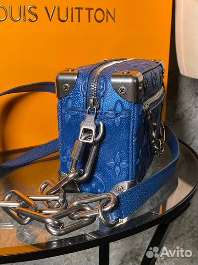 Мессенджер Louis Vuitton