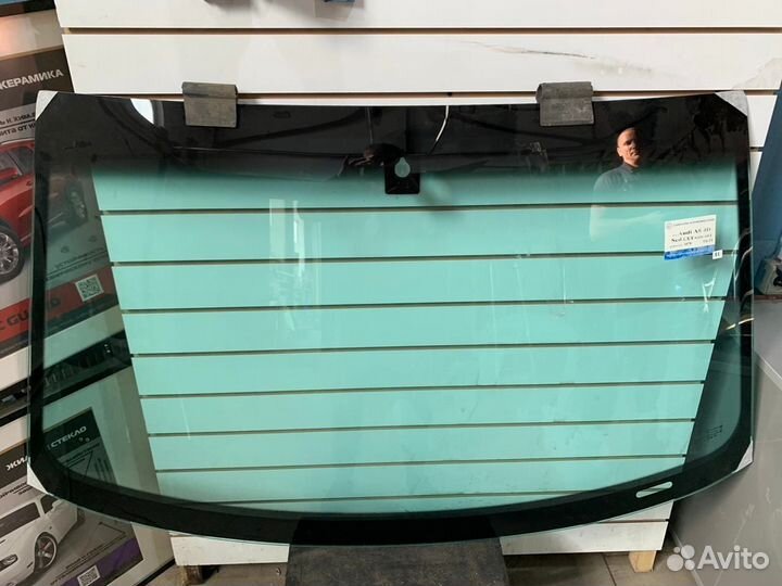 Лобовое стекло Ауди а8