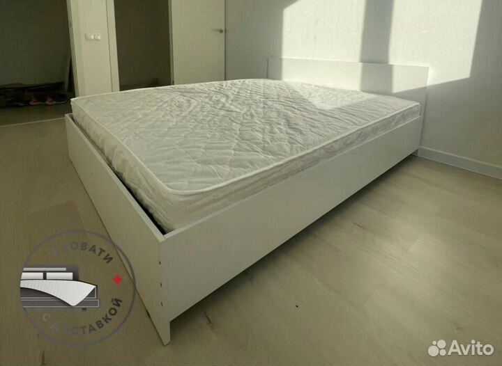 Кровать двухспальная