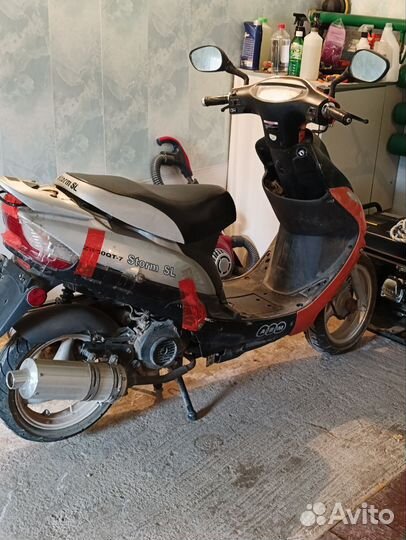Продам скутер авм,Storm SL