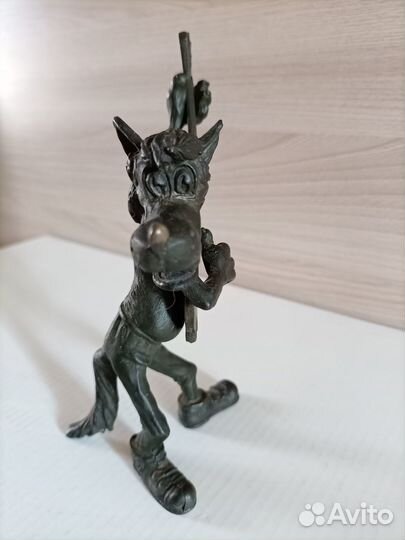 Фигурка Волка из 