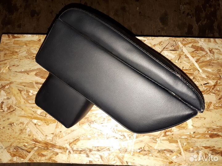 Подлокотник на шевроле ниву